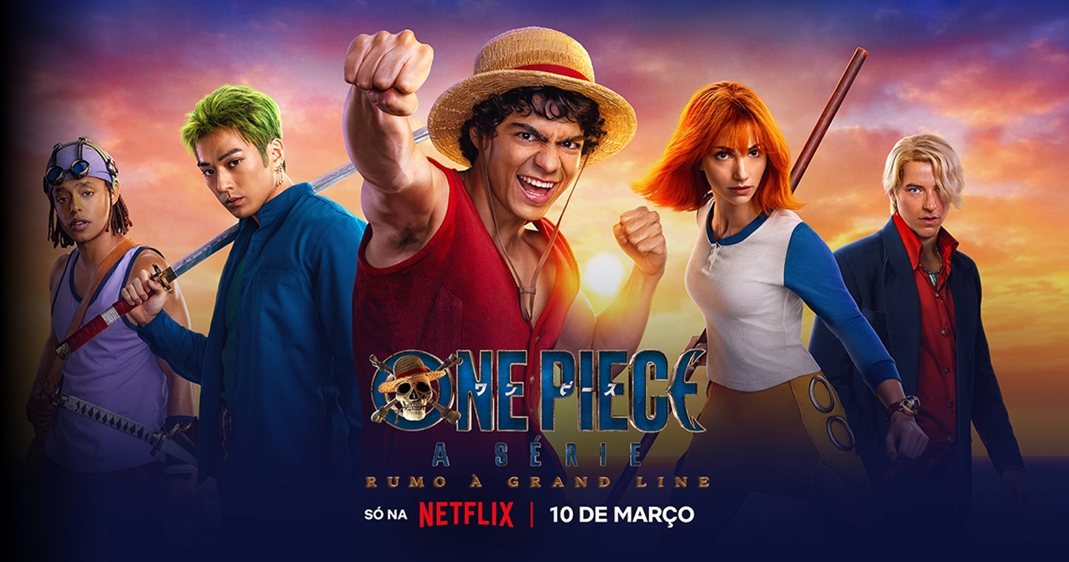 Imagem da serie Bridgerton, onde mostra o casal principal se abraçando em um jardim à noite.